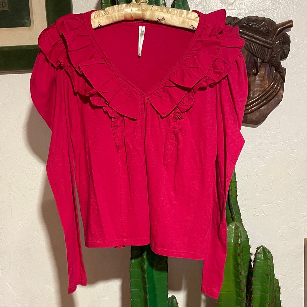 Anthropologie Ruffle V Neck Long Sleeve Size S